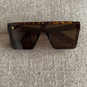 Brown Tortoise Sunglasses